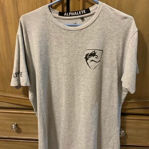 Alphalete XL men’s grey and black T shirt